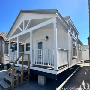 Premier 1Bed - 1Bath 399sf